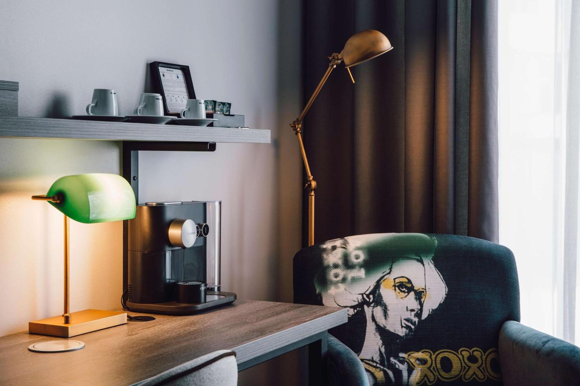 Hotel Berlin, Berlin, A Member Of Radisson Individuals Exterior photo Room interior