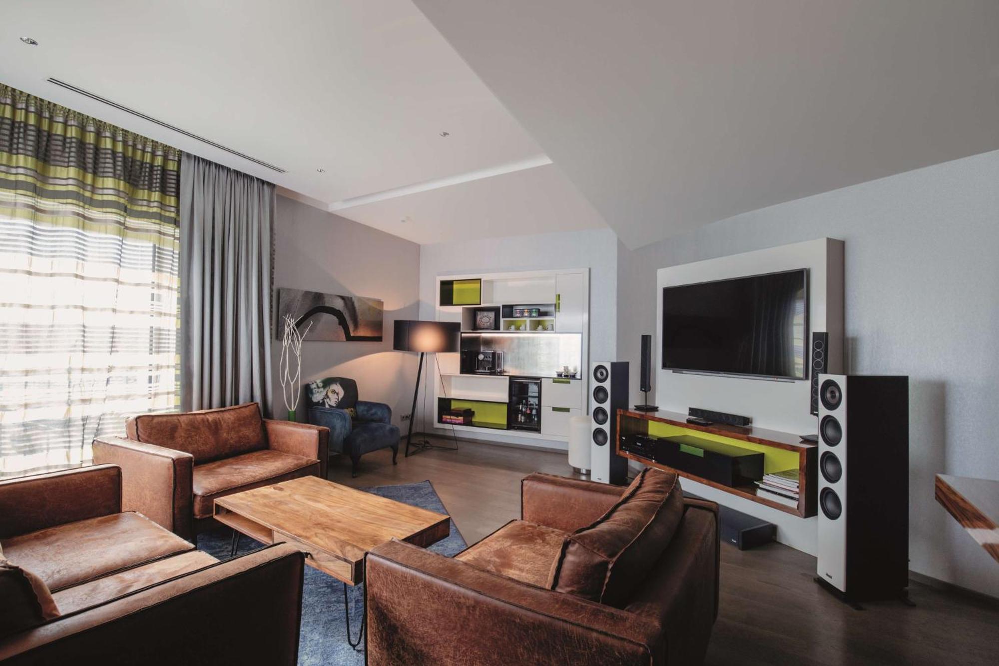 Hotel Berlin, Berlin, A Member Of Radisson Individuals Exterior photo