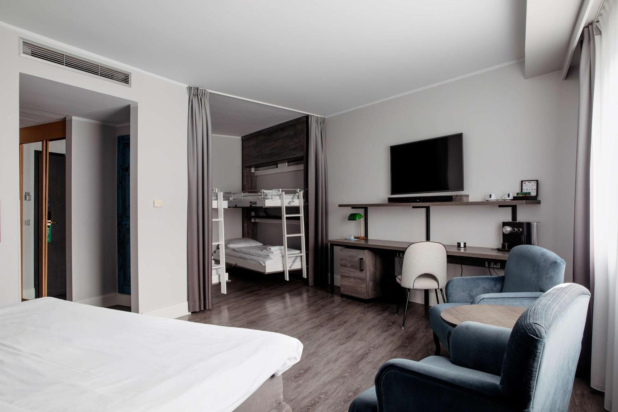 Hotel Berlin, Berlin, A Member Of Radisson Individuals Exterior photo
