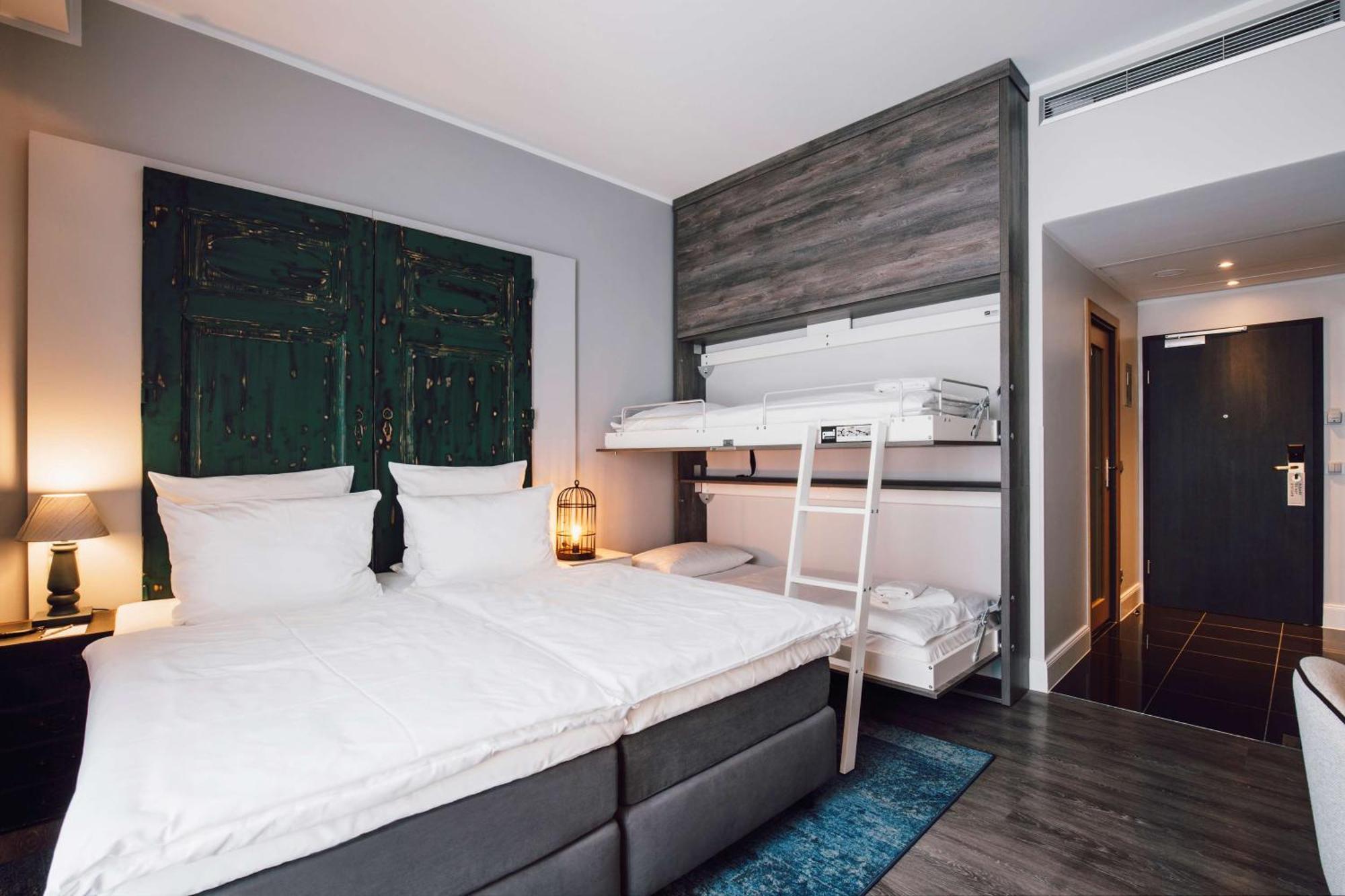 Hotel Berlin, Berlin, A Member Of Radisson Individuals Exterior photo